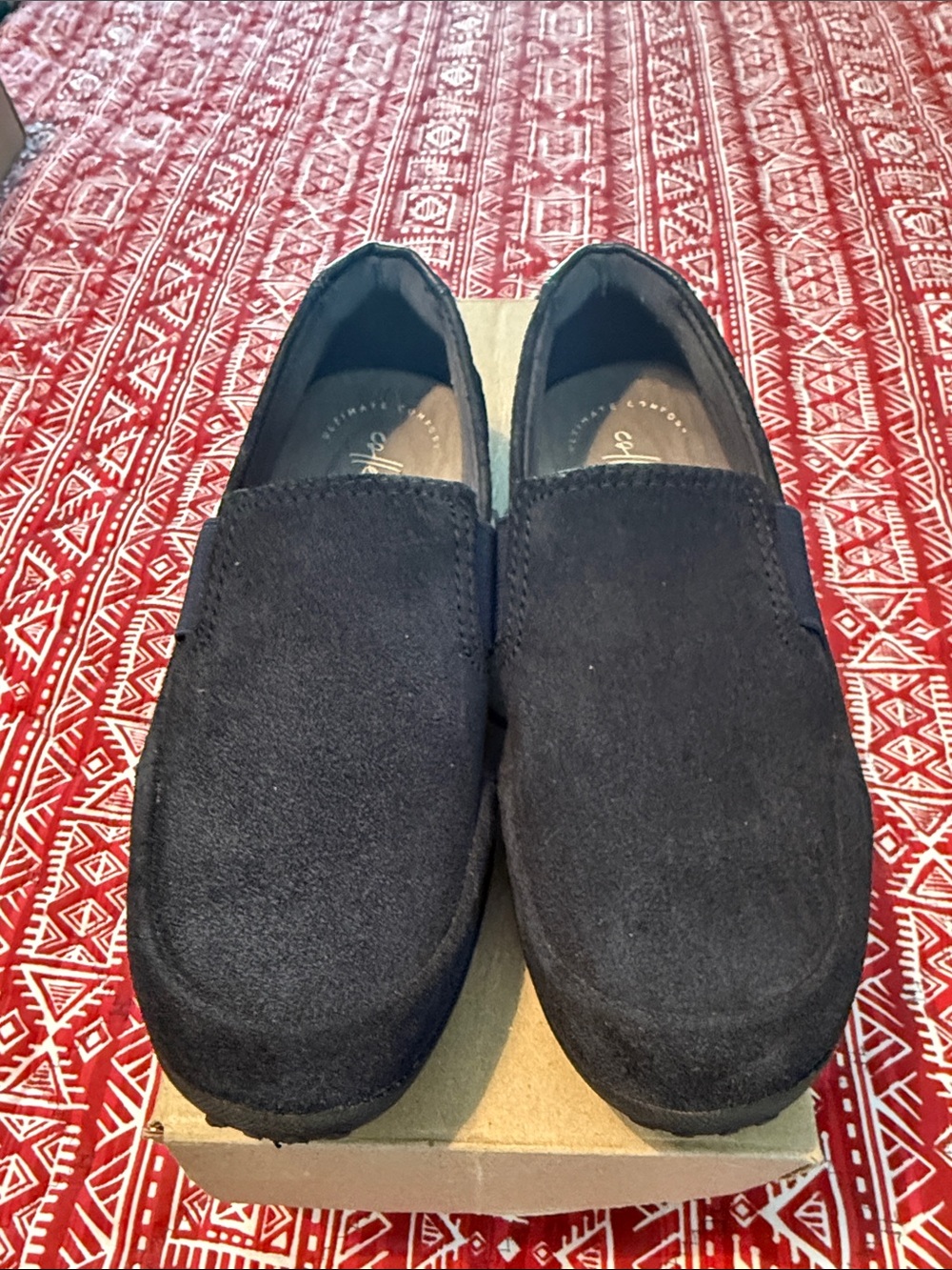 Clarks Navy Suede Slip-On Driving Shoes/Loafers in Very Good Condition